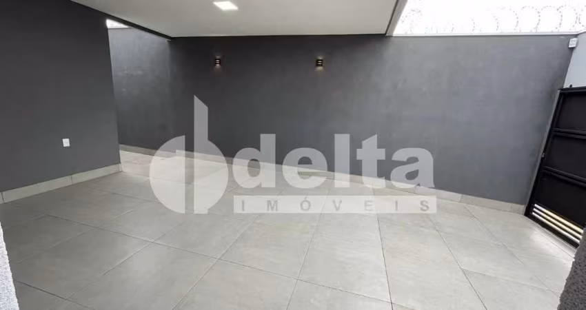 Casa residencial disponível para venda no bairro Nossa Senhora das Graças em Uberlândia-MG