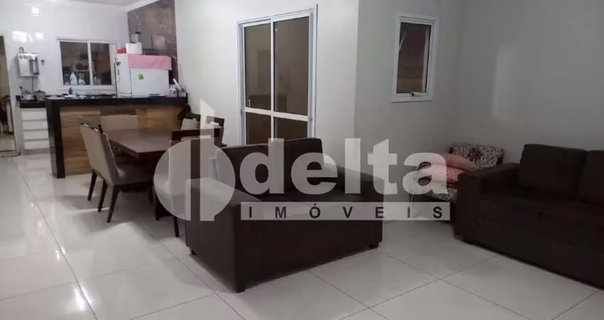 Casa residencial disponível para venda no bairro jardim holanda em uberlândia - mg.