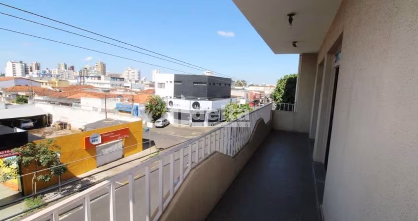 Apartamento disponível para venda no bairro Martins em Uberlândia-MG