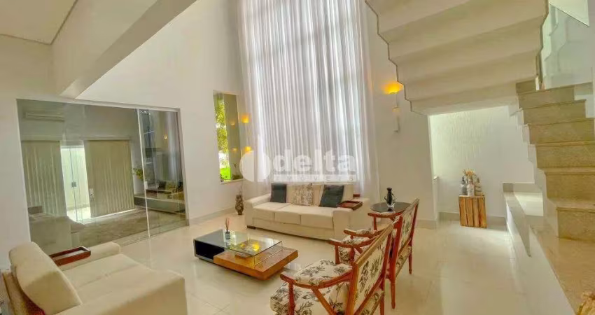 Casa no condomínio Jardins Barcelona disponível para venda em Uberlândia-MG