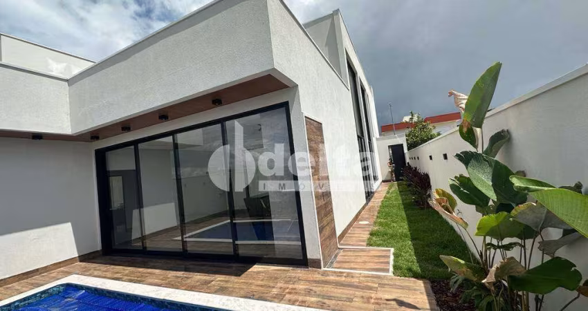 Casa no condomínio Alphaville 1 disponível para venda em Uberlândia-MG