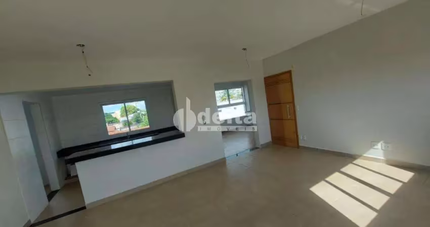 Cobertura disponível para venda no bairro Copacabana em Uberlândia-MG