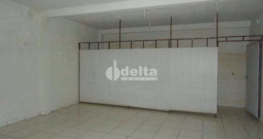 Casa residencial e comercial à venda disponível no bairro Pampulha em Uberlândia-MG