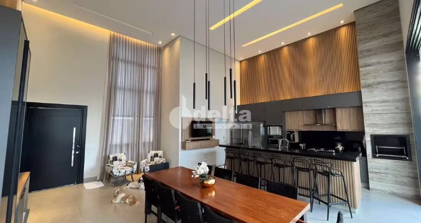 Casa no condomínio Arts disponível para venda em Uberlândia-MG