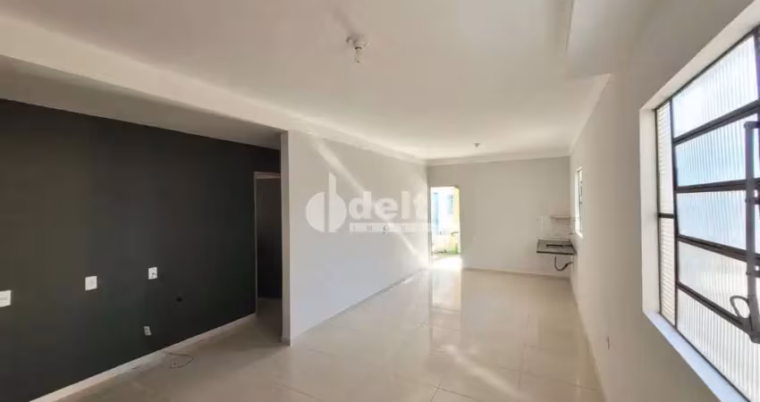 Casa com 3 quartos à venda no Jardim das Palmeiras, Uberlândia 