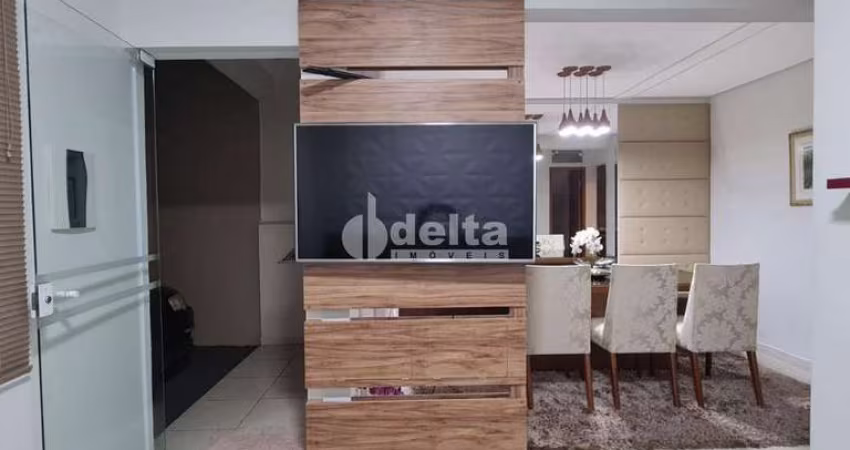 Casa residencial disponível para venda no bairro Saraiva em Uberlândia-MG.