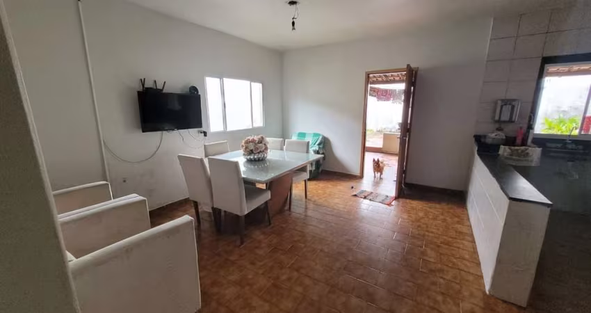 Casa residencial disponível para venda no bairro Pacaembu  em Uberlândia-MG