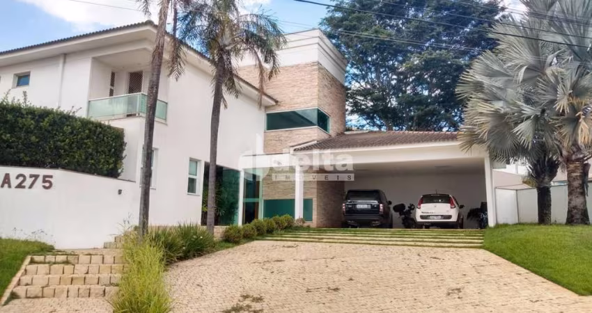 Casa no condomínio Jardins Barcelona disponível para venda em Uberlândia-MG