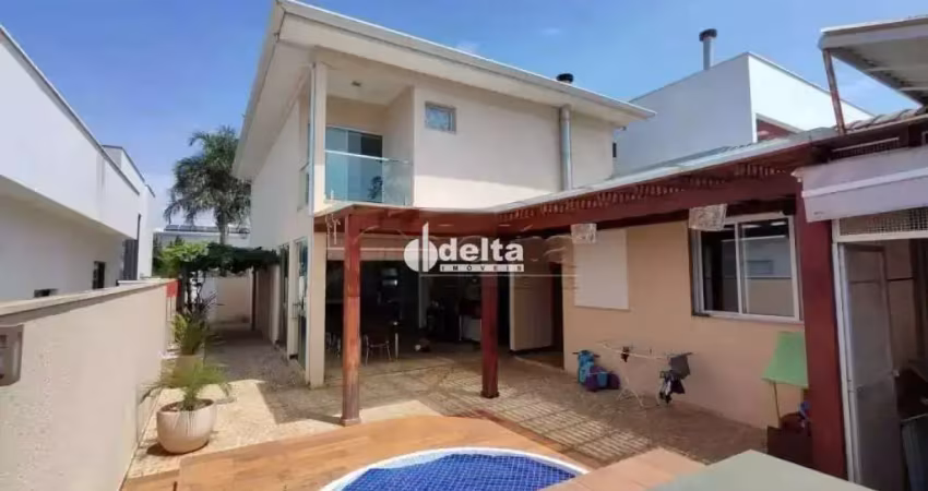 Casa no condomínio paradiso ecológico disponível para venda em uberlândia-mg