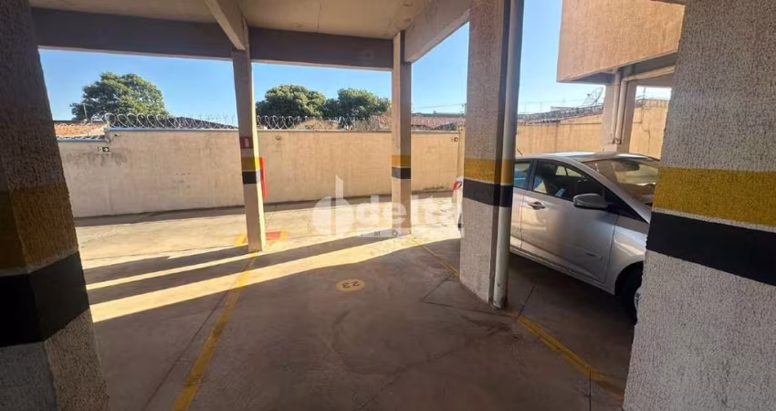 Apartamento, disponível para venda no bairro Presidente Roosevelt, Uberlândia-MG