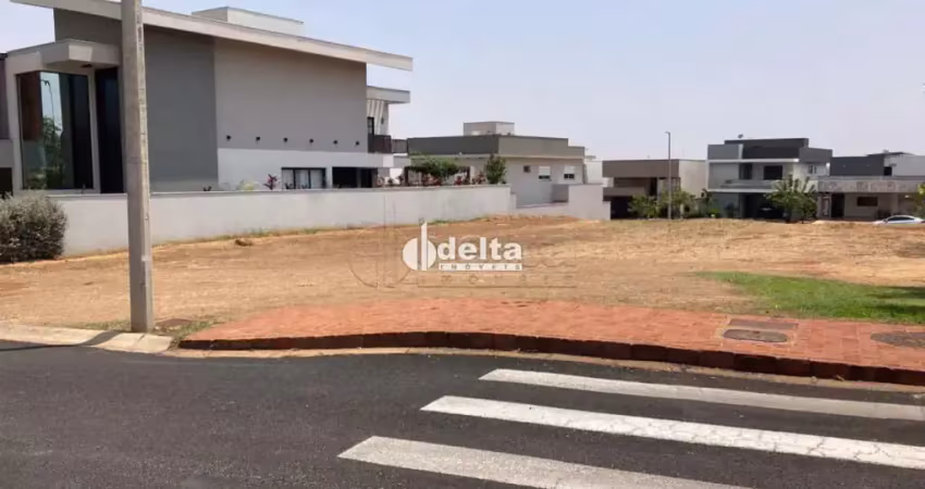 Terreno no condomínio disponível para venda no bairro shopping park em uberlândia-mg