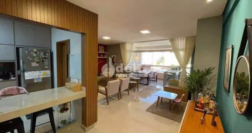 Apartamento disponível para venda no bairro Saraiva em Uberlândia-MG