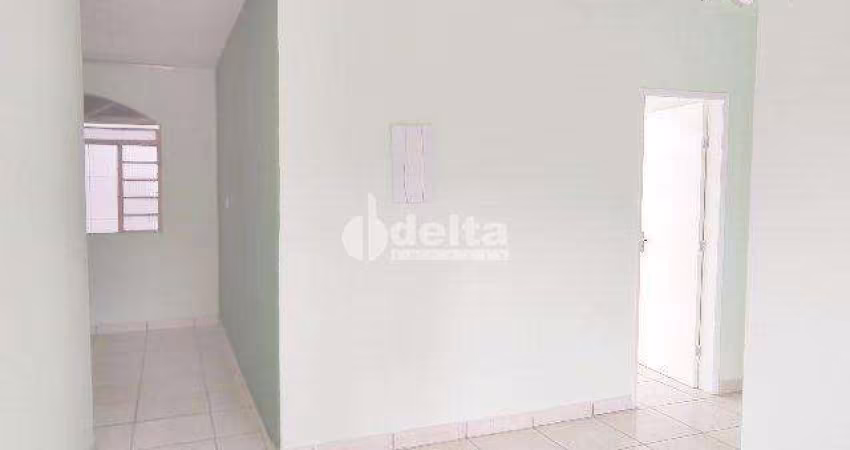 Apartamento disponível para locação e venda no bairro Daniel Fonseca em Uberlândia-MG