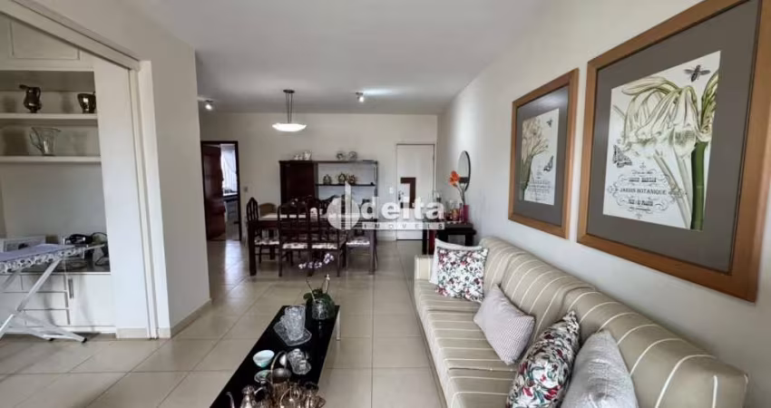 Apartamento disponível para venda no bairro Osvaldo Rezende em Uberlândia-MG