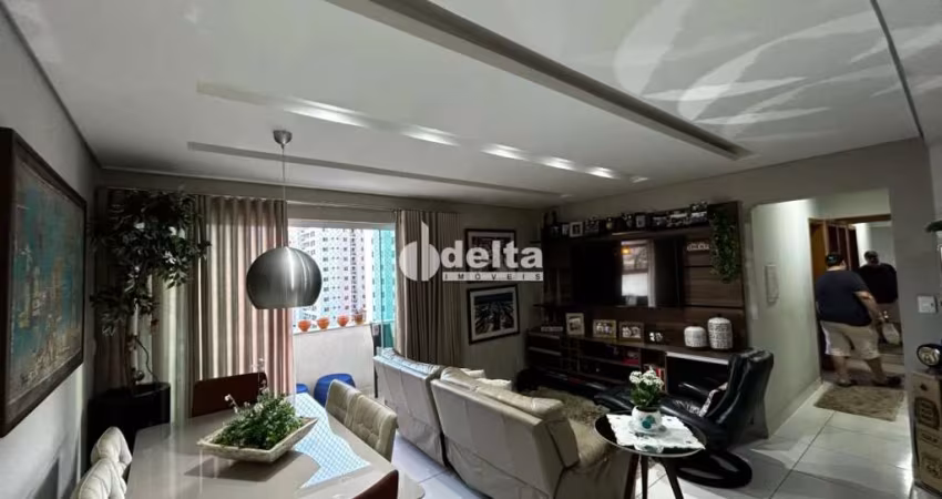 Apartamento disponível para locação e venda no bairro Santa Mônica em Uberlândia-MG.