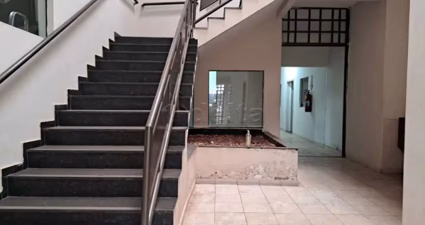 Prédio disponível para venda no bairro segismundo pereira em uberlândia-mg