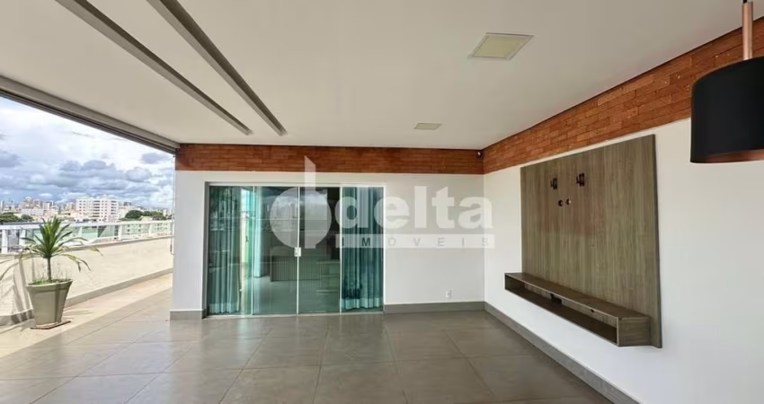 Cobertura disponível para Venda no bairro Vigilato Pereira em Uberlândia-MG