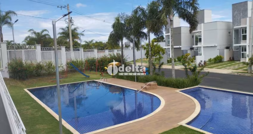 Casa em condomínio disponível para Venda no bairro Granja Marileusa em Uberlândia-MG.