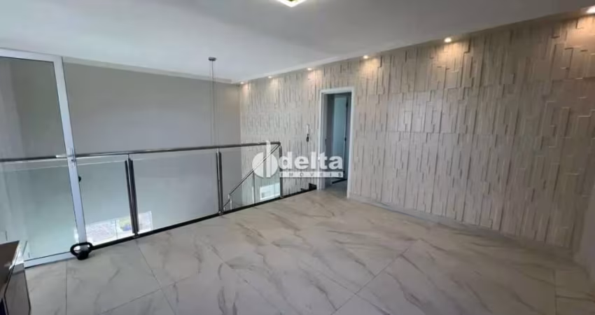 Cobertura disponível para locação e venda no bairro Copacabana em Uberlândia-MG