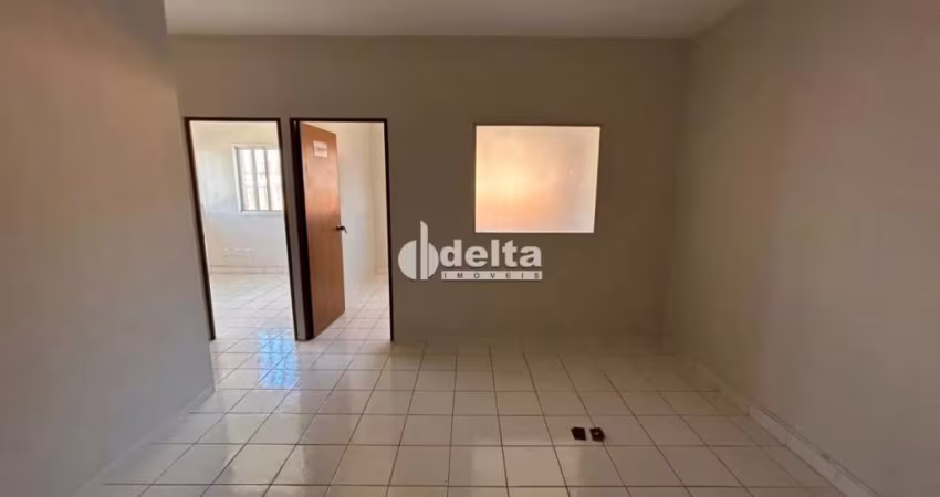 Sala disponível para locação no bairro Bom Jesus em Uberlândia-MG
