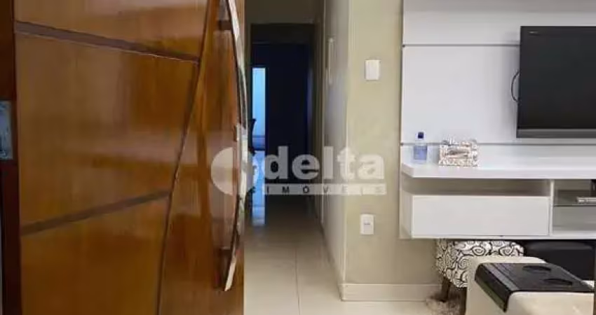Casa disponível para locação no bairro Presidente Roosevelt em Uberlândia-MG