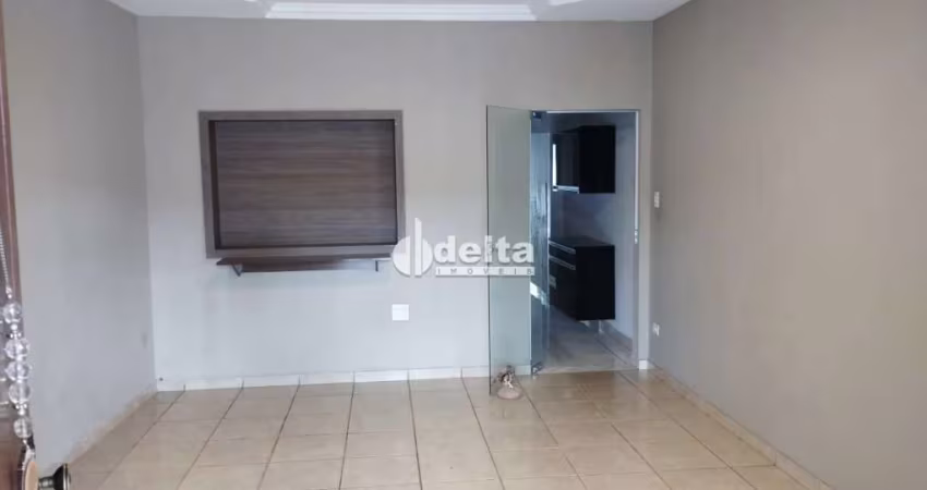 Casa Comercial disponível para locação no bairro Centro em Uberlândia-MG