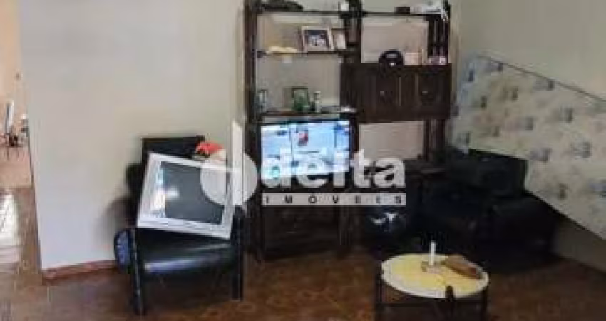 Casa disponível para venda no bairro Martins em Uberlândia MG