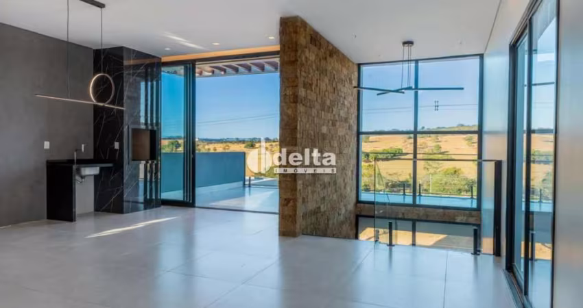 Casa no condomínio Terras Alpha disponível para venda em Uberlândia-MG