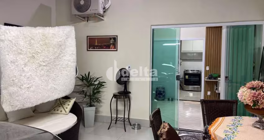 Casa residencial disponível para  venda no bairro cidade jardim em uberlândia-mg
