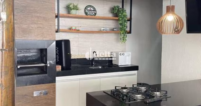 Casa disponível para venda no bairro Jardim Holanda em Uberlândia MG