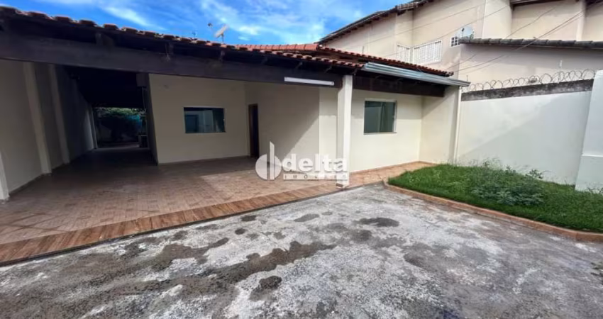 Casa residencial disponível para Locação no bairro Tubalina em Uberlândia-MG.
