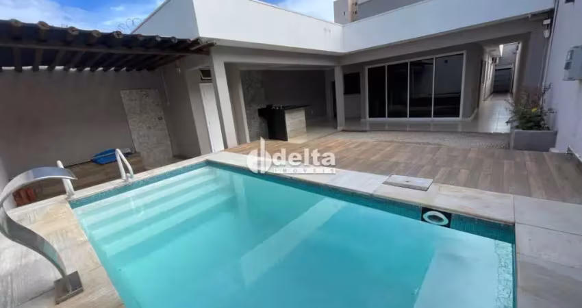 Casa residencial disponível para Locação no bairro Roosevelt em Uberlândia-MG.