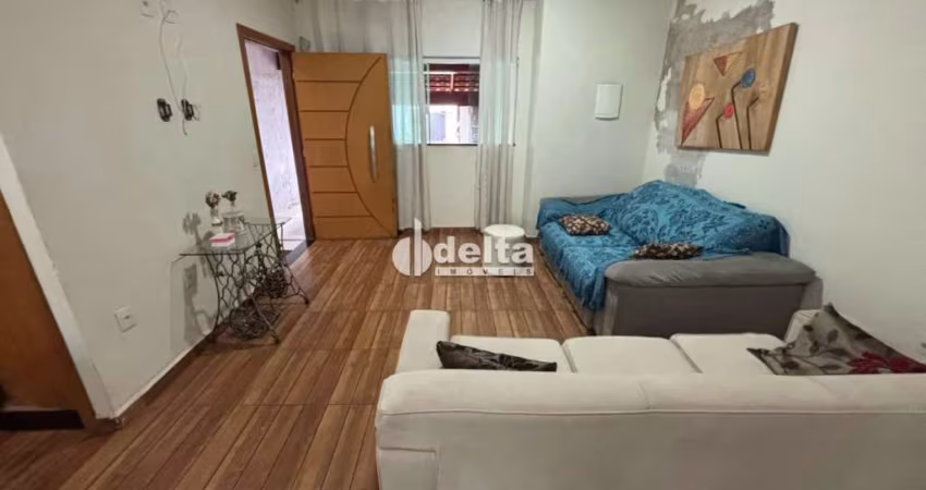 Casa residencial disponível para Locação no bairro Custódio Pereira em Uberlândia-MG.