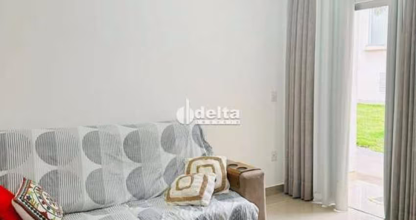 Casa residencial disponível para Locação no bairro Jardim Ipanema em Uberlândia-MG.