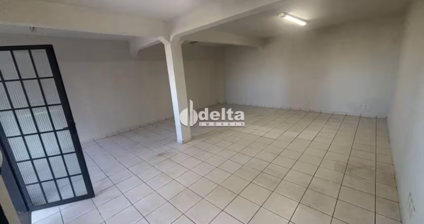 Sala comercial disponível para Locação no bairro Daniel Fonseca em Uberlãndia-MG