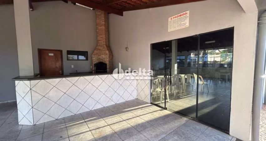 Apartamento disponível para locação no bairro Santa Mônica em Uberlândia-MG