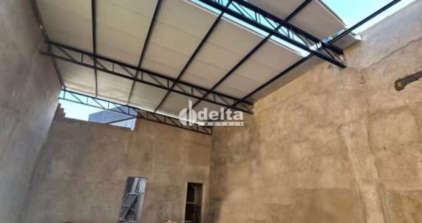 Galpão disponível para locação no bairro Centro em Uberlândia-MG