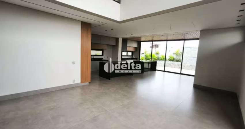 Casa no condomínio Tamboré disponível para locação e venda em Uberlândia-MG