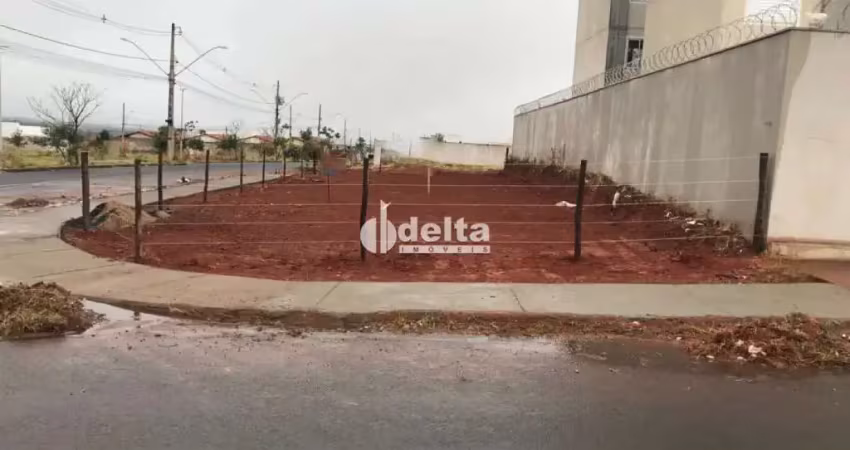 Terreno disponível para venda no bairro Loteamento Portal do Vale II em Uberlândia MG