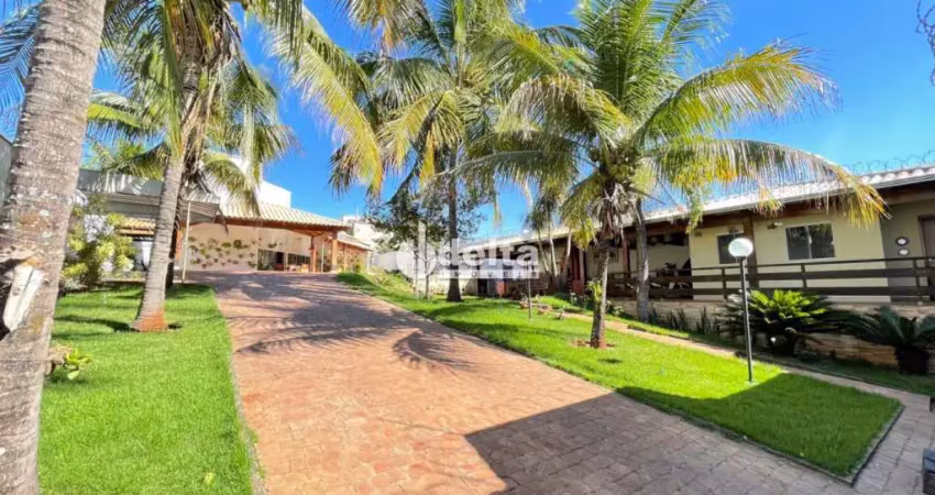 Casa disponível para venda no bairro Cidade Jardim em Uberlândia MG