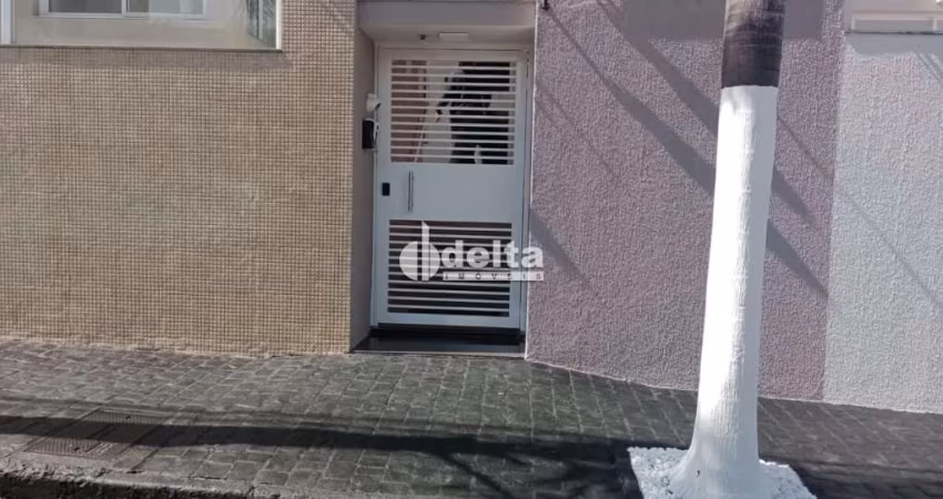 Apartamento disponível para venda no bairro Segismundo Pereira em Uberlândia-MG