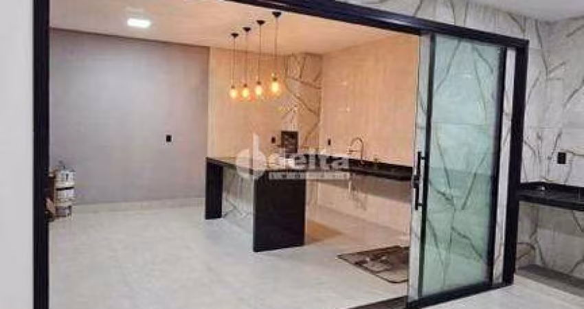 Casa disponível para venda no bairro Granada em Uberlândia-MG