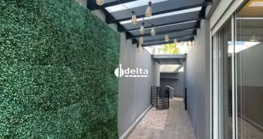 Casa no condomínio golden village para venda em uberlândia-mg
