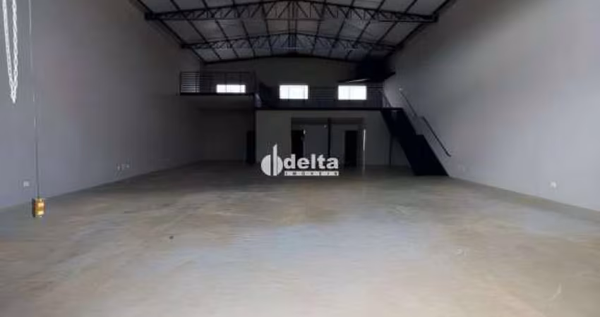 Galpão disponível para locação no bairro Novo Mundo em Uberlândia-MG