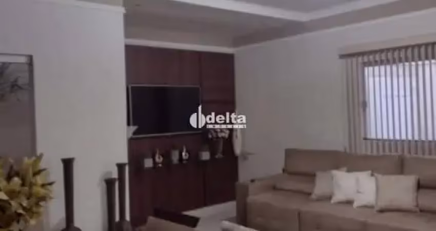 Casa disponível para venda no bairro jardim patrícia em uberlândia mg