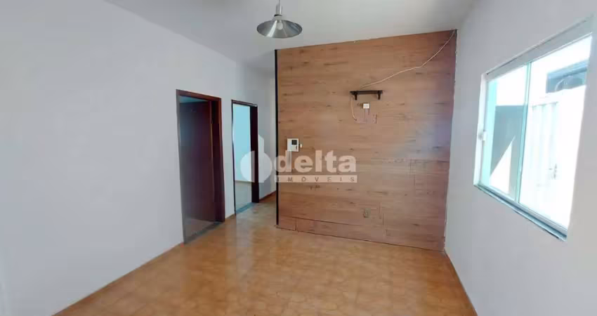 Casa disponível para locação no bairro Santa Luzia em Uberlândia-MG