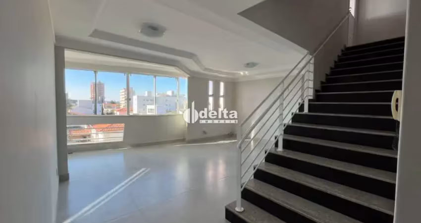 Cobertura disponível para venda no bairro santa mônica em uberlândia-mg