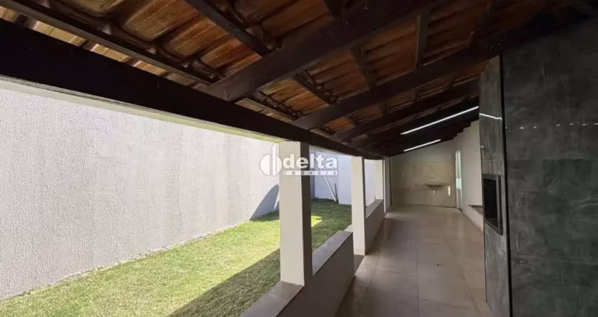 Casa residencial disponível para locação no bairro alto umuarama em uberlândia-mg.