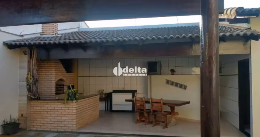 Casa disponível para venda no bairro santa mônica em uberlândia-mg