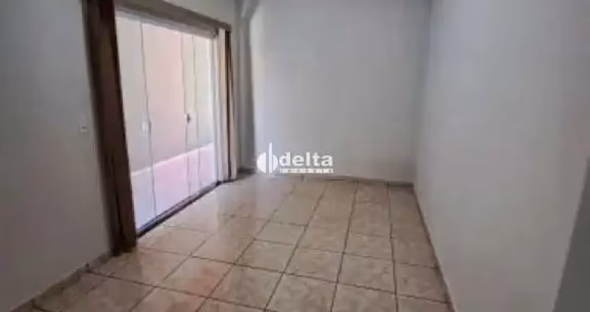 Casa residencial disponível para venda no bairro laranjeiras em uberlândia-mg.